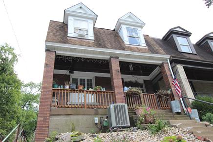 CRAFTON HEIGHTS 3 BEDROOM CRAFTSMAN STYLE HOME FOR SALE NEAR PITTSBURGH