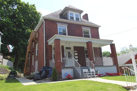 3 UNIT APARTMENT BUILDING FOR SALE NEAR PITTSBURGH