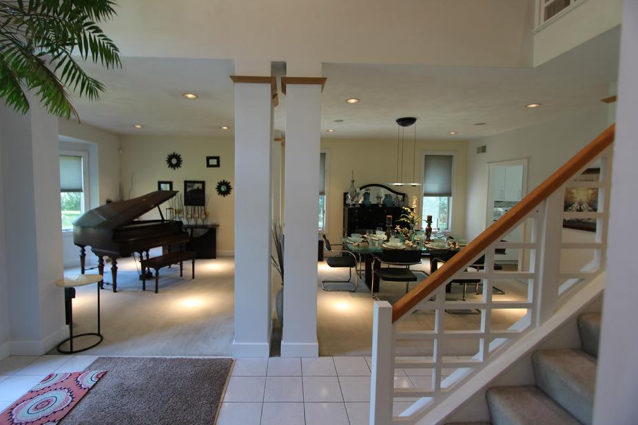 5 BEDROOM 4 BATH HOME FOR SALE MONROEVILLE PA