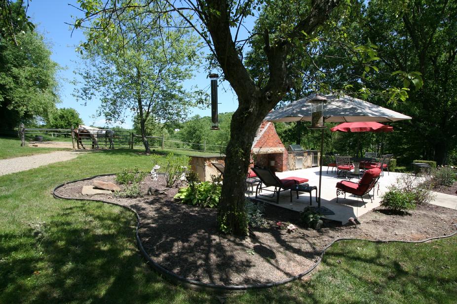 30 ACRE ESTATE HOME NEAR PITTSBURGH PA FOR SALE / RENT