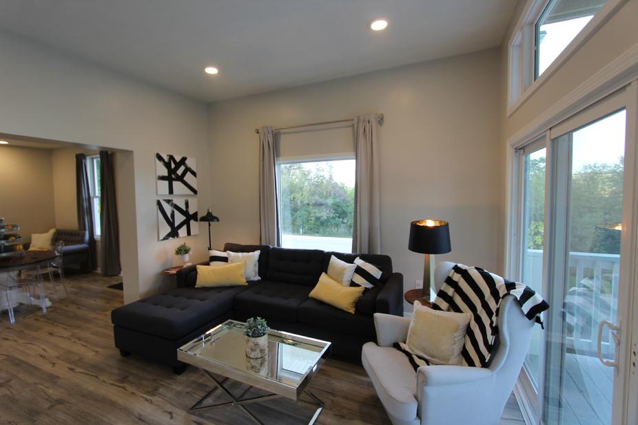 LUXURY HOMES WITH MILLION DOLLAR VIEWS IN PITTSBURGH PA