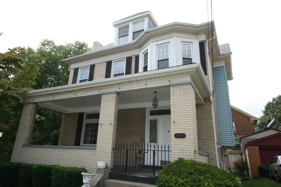 PITTSBURGH 6 BEDROOM VICTORIAN HOME FOR SALE