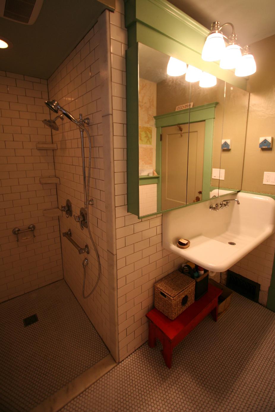 UNIQUE BATHROOMS IN PITTSBURGH PA