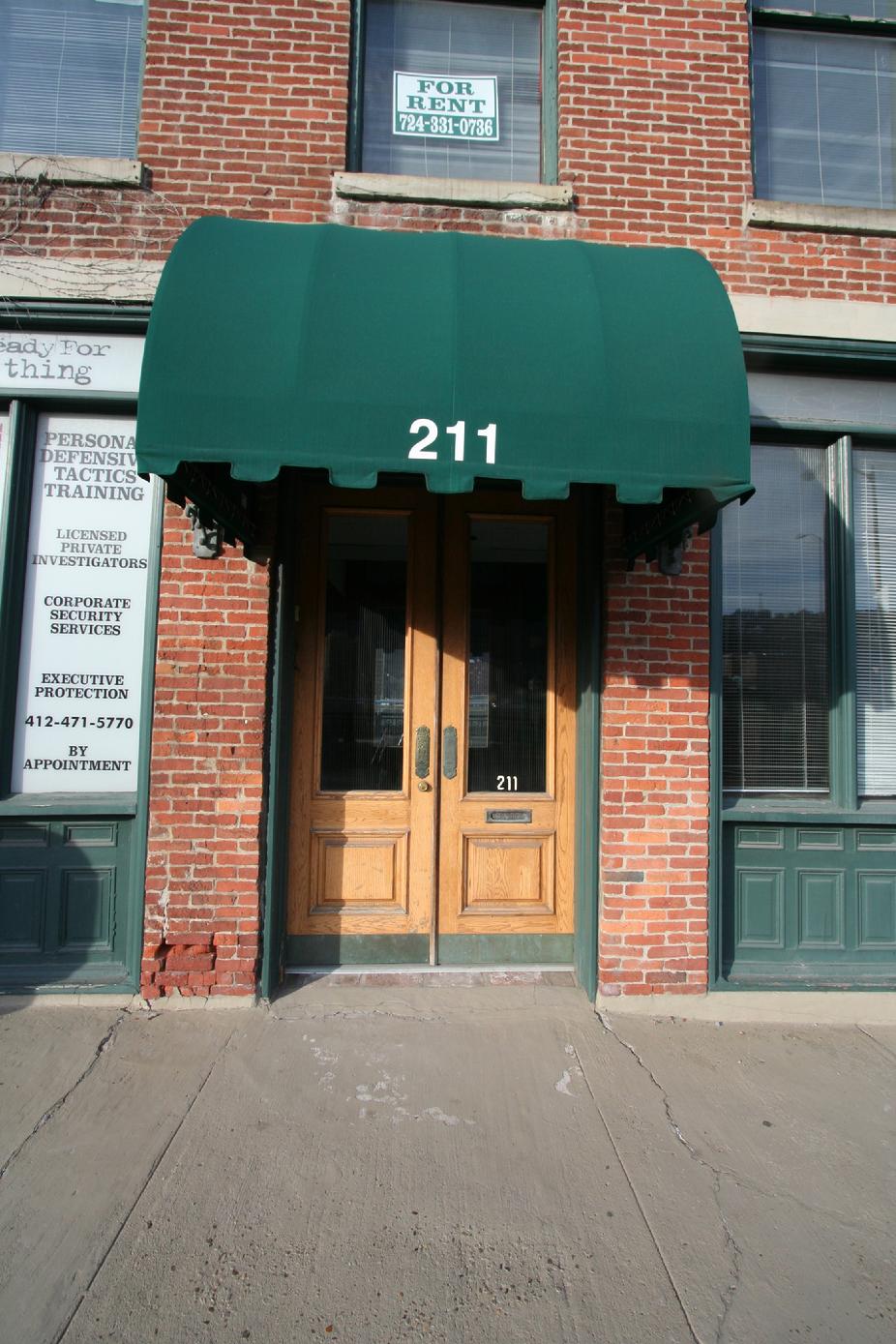 DOWNTOWN PITTSBURGH VINTAGE OFFICE / STUDIO SPACE FOR RENT