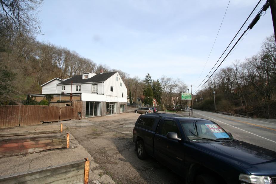 GARDEN CENTER FOR SALE CHURCHILL PA 2 ACRES 9,000 SF RETAIL OFFICE SPACE NEAR MONROEVILLE PA