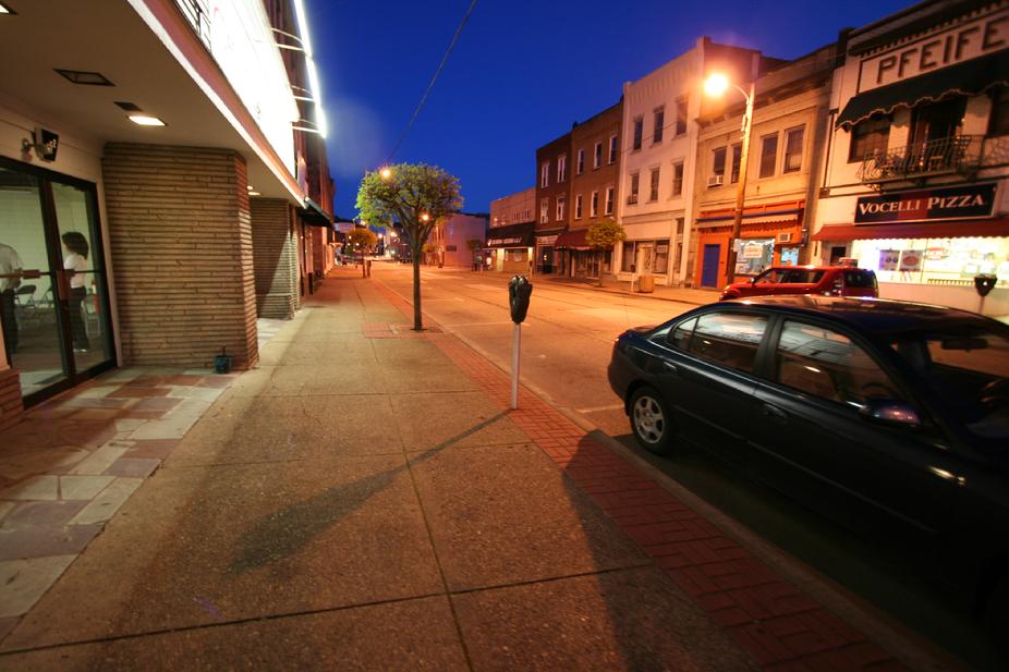 AMBRIDGE STREET RETAIL BUILDING FOR SALE 4,200 SF RETAIL WITH 2 APARTMETNS ABOVE