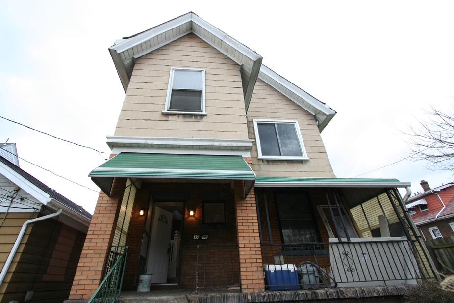 4 BEDROOM 3 BATH WITH GARAGE HOUSE FOR SALE PITTSBURGH PA